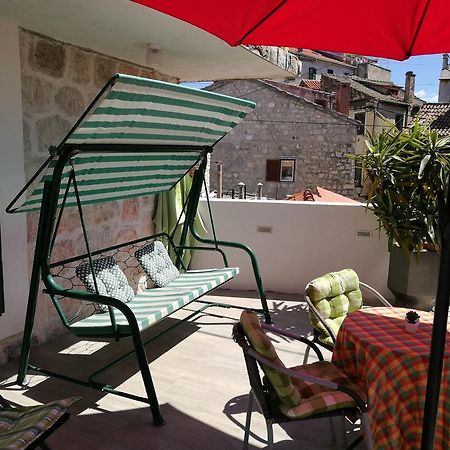 Paradise Apartment With Big Sunny Terrace In The Old Town, Few Meters From The Sea & Riva Promenade スプリト エクステリア 写真
